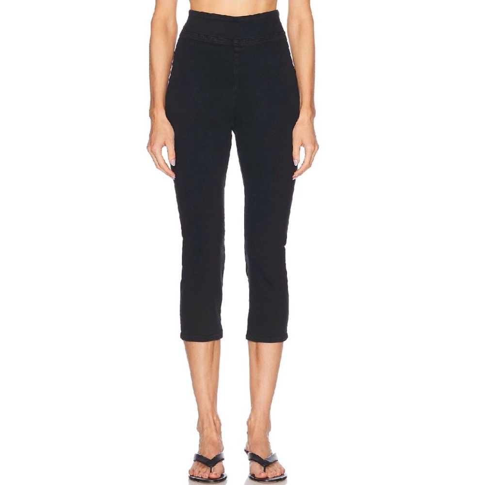 Frame Jeans Size 0/24 Jet Set City Capri Black Denim Crop Pull On Stretch Denim